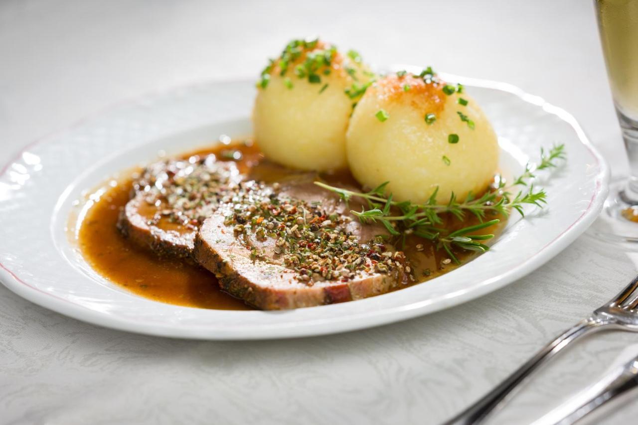 Spundloch- Das Hotel & Weinrestaurant فيتسوخهيم المظهر الخارجي الصورة