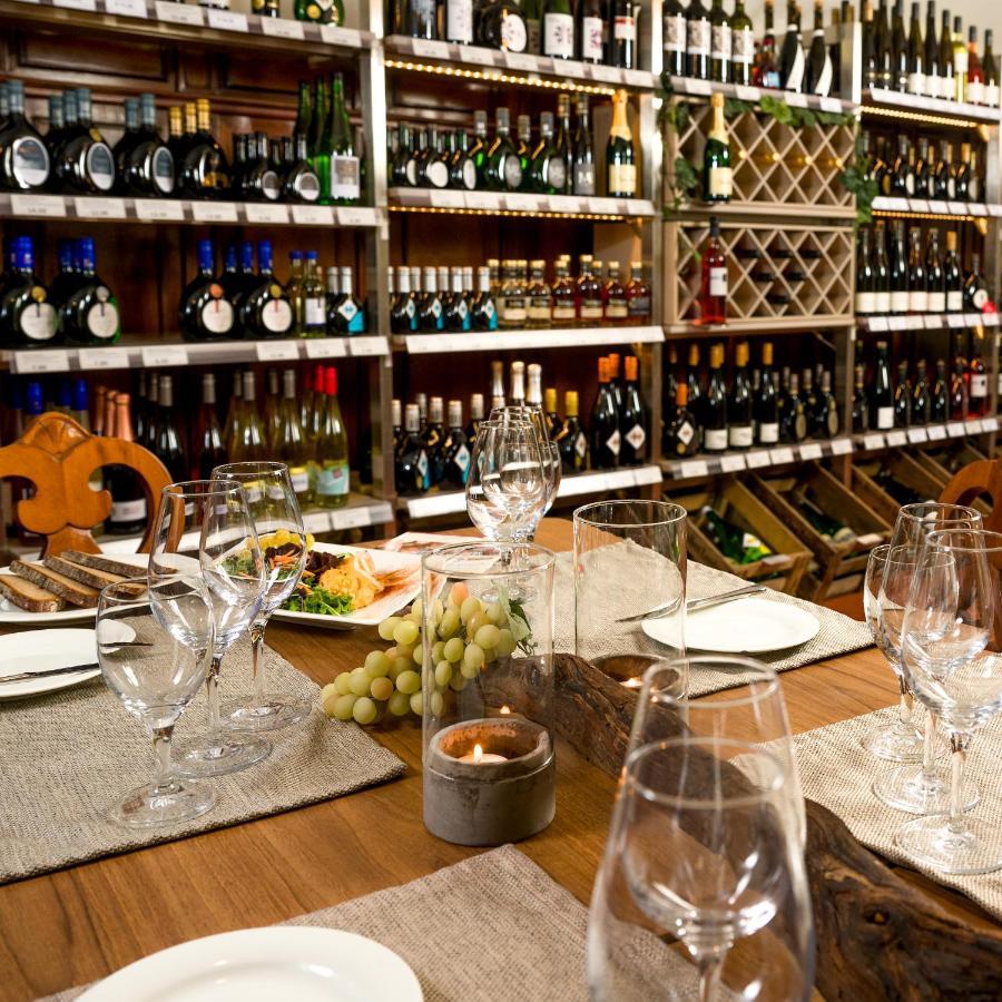 Spundloch- Das Hotel & Weinrestaurant فيتسوخهيم المظهر الخارجي الصورة